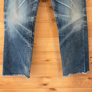 【LEVI'S】502xx 復刻 赤耳 ビッグE ギャラ入り 隠しリベット TALONジップ ヒゲ ハチノス W27