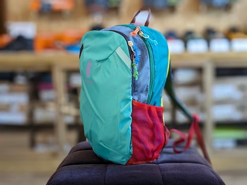 cotopaxi　Kid's Dimi 12L Backpack - Del Día