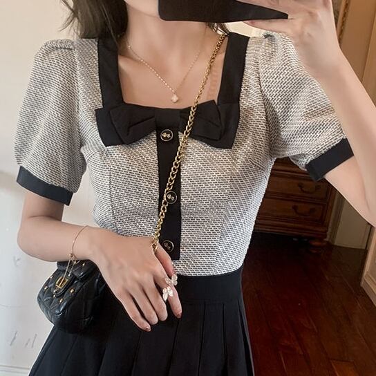 トップス レディース ショート ショート丈 半袖 パフスリーブ スクエアネック S M L XL スリム リボン かわいい 大人可愛い きれいめ 上品 エレガント おしゃれ お洒落 綺麗 お嬢様 セクシー おとな こなれ感 ラブリー キュート ガーリー レトロ ロマンチック 抜け感 華やか 主役級 存在感 無地 OL 通勤 学生 通学 デート お出かけ 女子会 休日 美術館巡り アート鑑賞 街歩き グレー 灰色 10代 20代 30代 韓国 韓国系 着回し 普段使い モテ 送料無料