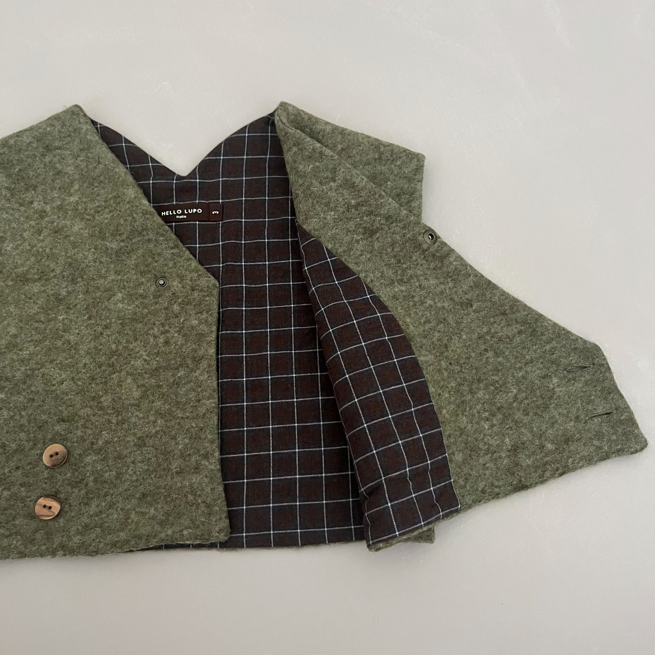 HELLOLUPO　ALI GILET - Yucca(6-7y)