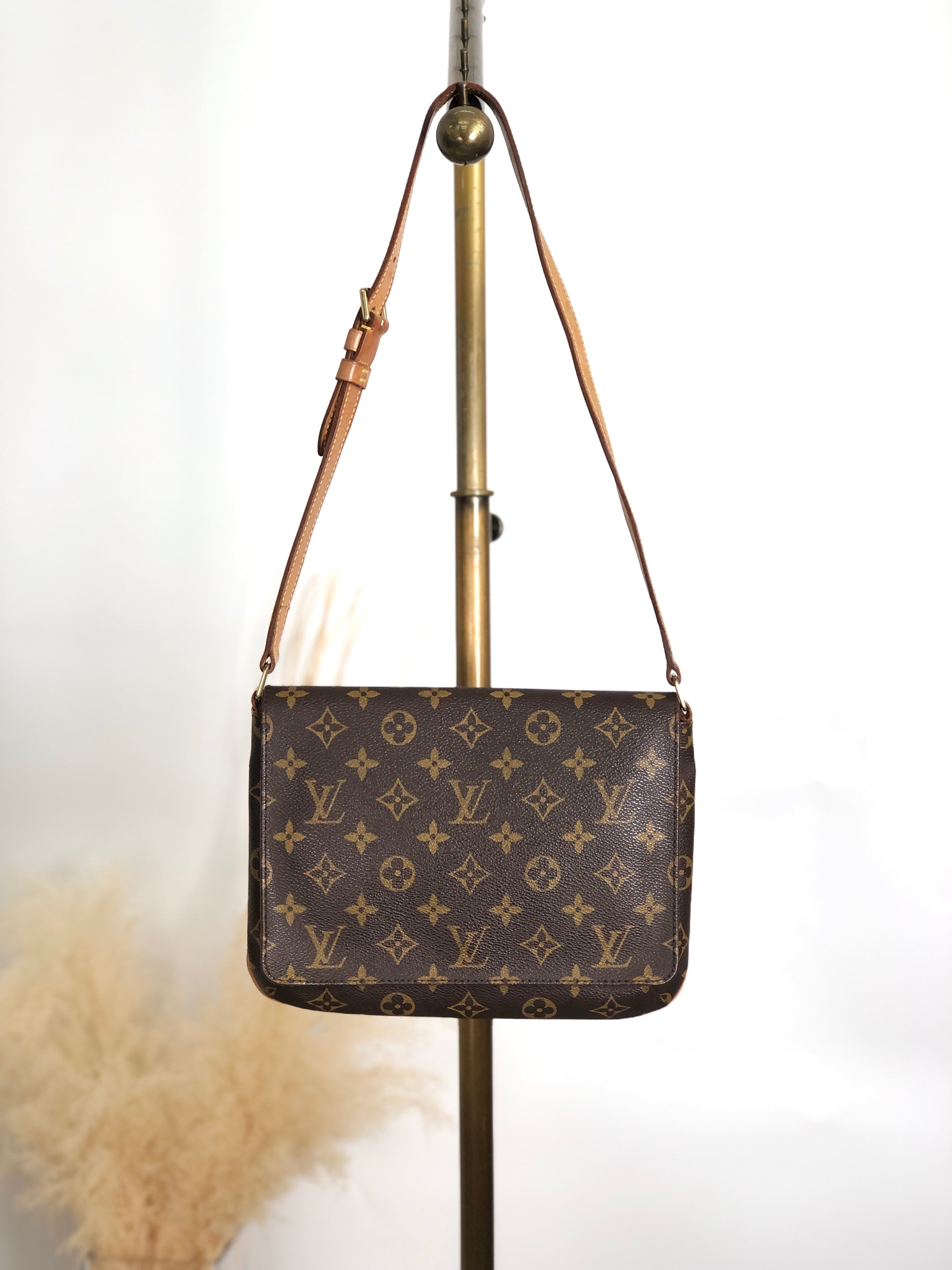 LOUIS VUITTON ルイヴィトン モノグラム ショルダーバッグ ブラウン PVC レザー ミュゼットタンゴ vintage ヴィンテージ オールド hhd3ec