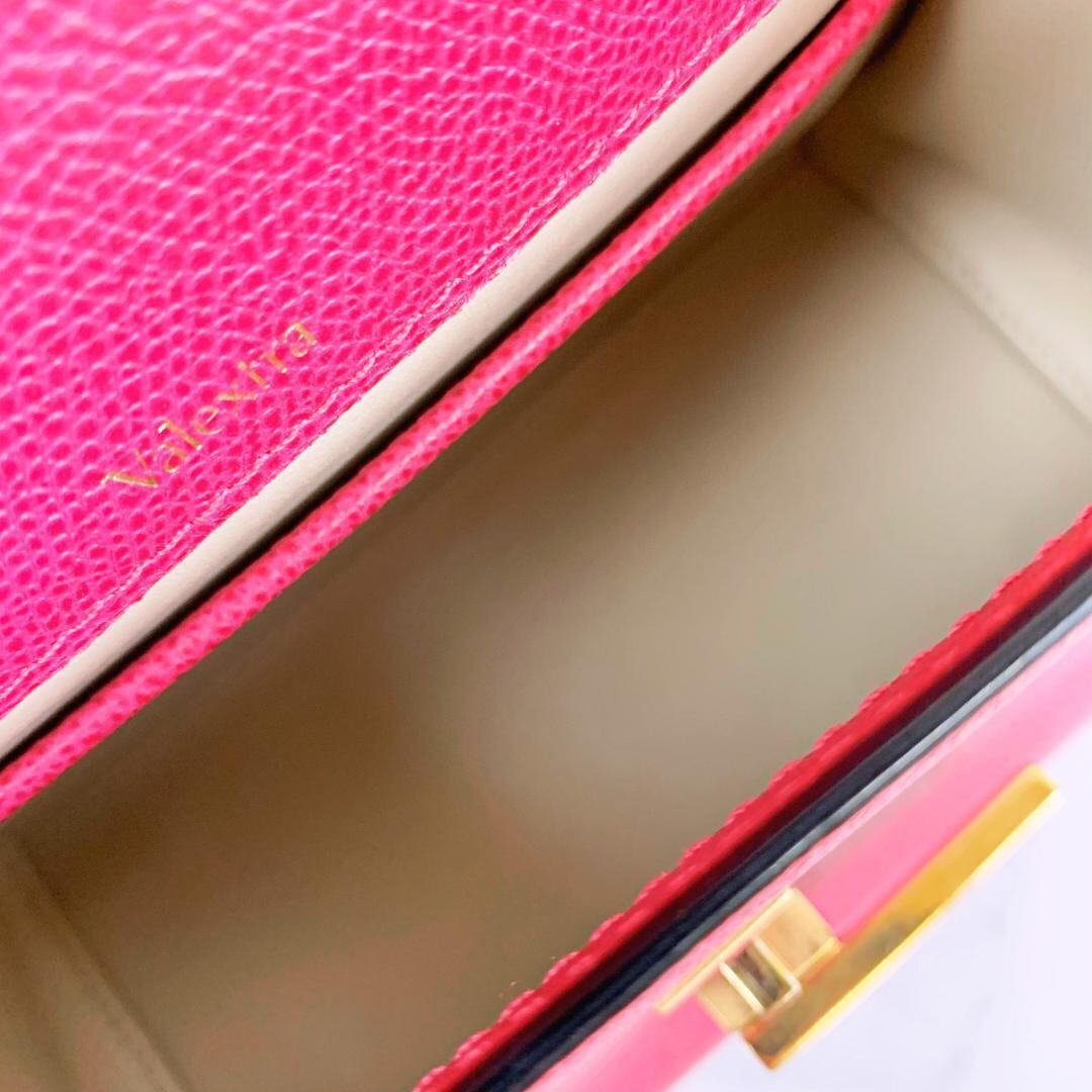 レア ヴァレクストラ ハンドバッグ ピンク VALEXTRA マイクロ イジィデ ヴァレクストラ ハンドバッグ ピンク VALEXTRA マイクロ