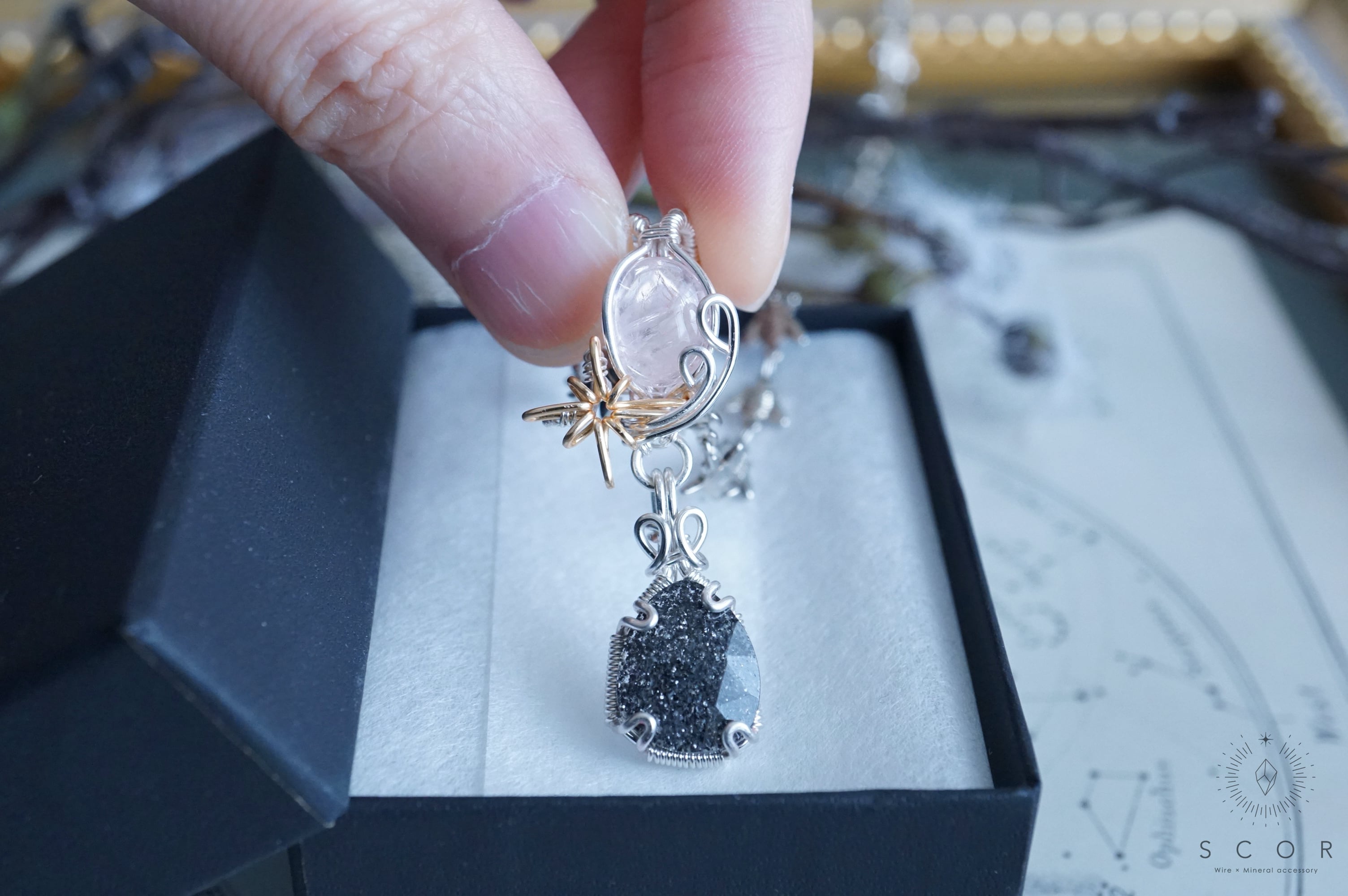 【動画あり】Shooting star - 百星の流星(pt600-gm-sg)(グラファイトインクオーツ・モルガナイト ペンダントトップ)