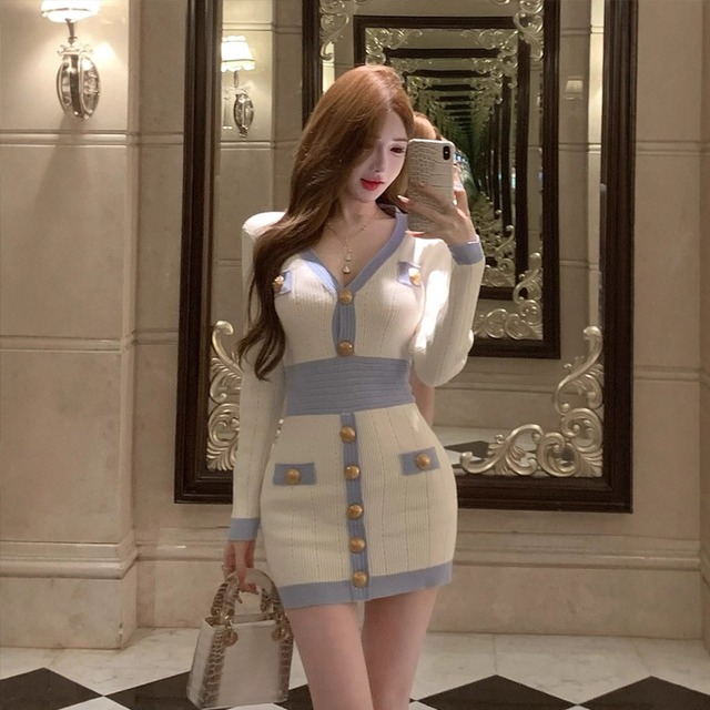 【dress】Vネックニットワンピース Q7578