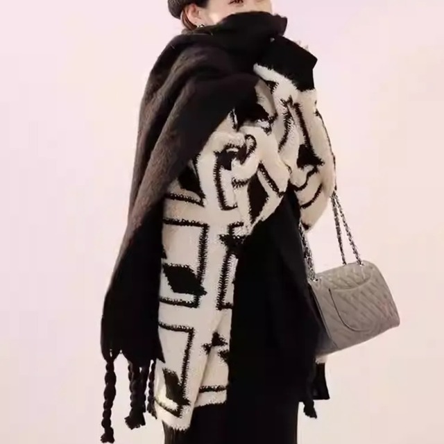 Cozy Soft-Knit Cardigan (ME232)