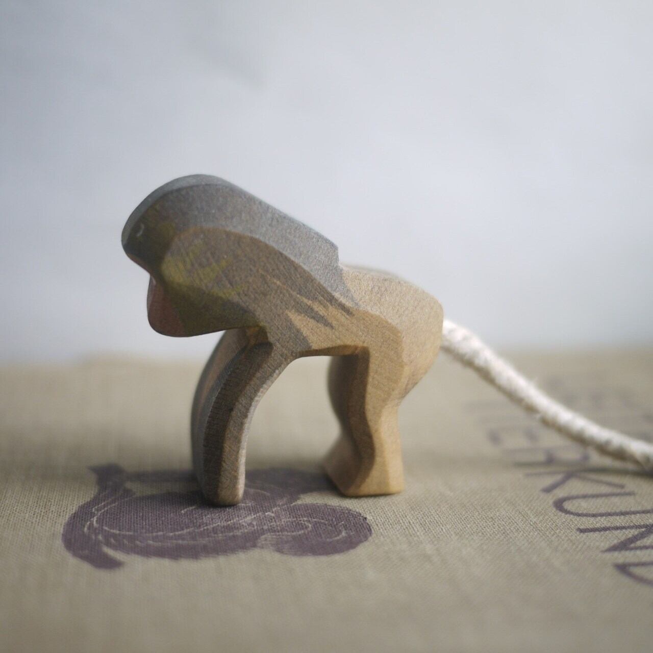 オストハイマー 四足立ちヒヒ Ostheimer ドイツ