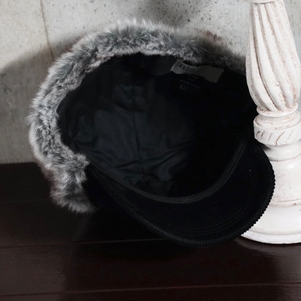 【gifthatオリジナル】コーデュロイ耳付きキャップ