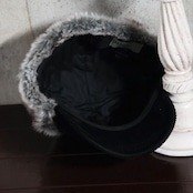 【gifthatオリジナル】コーデュロイ耳付きキャップ