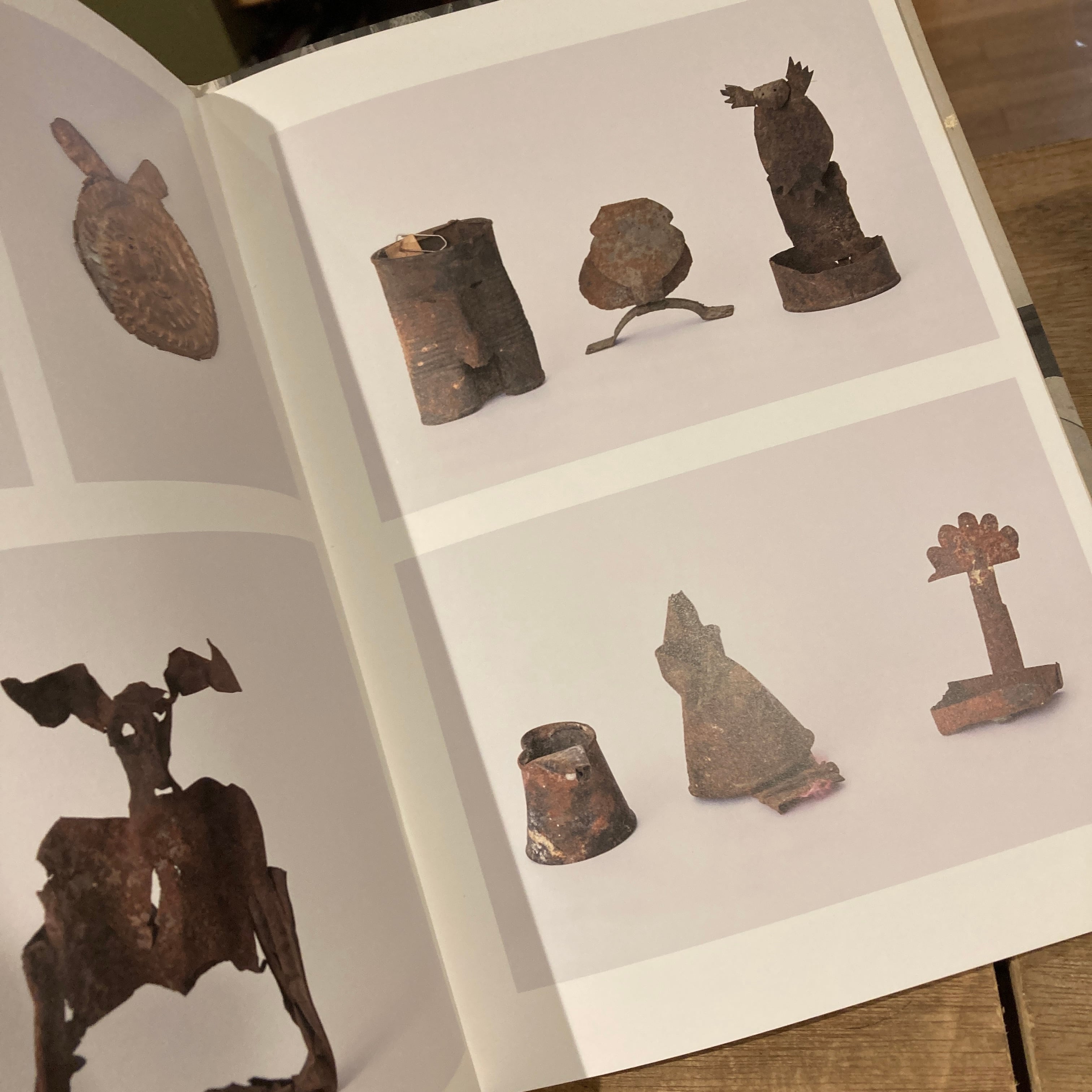 ロベール・クートラスの屋根裏展覧会 Coin de grenier de Robert