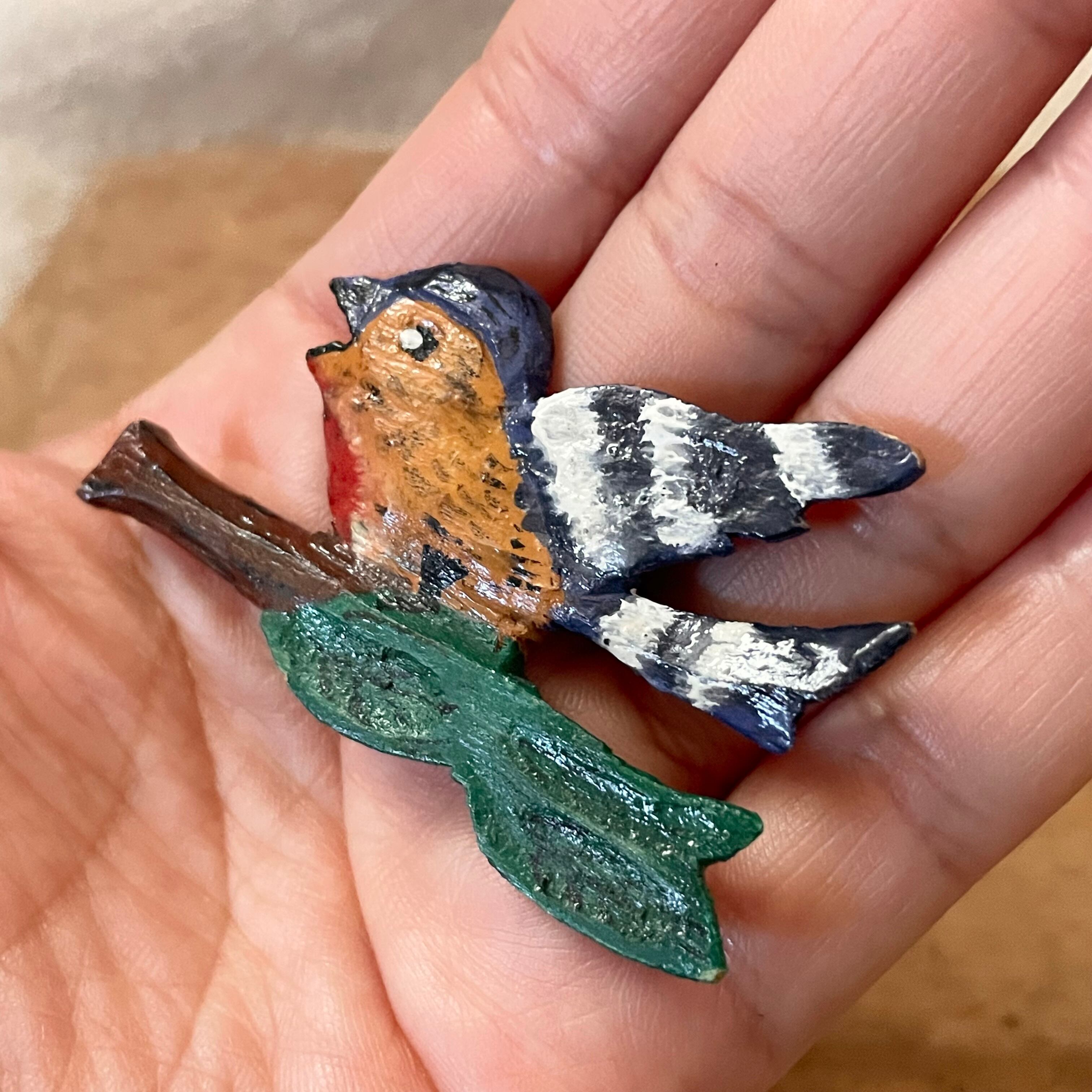 手作りの鳥ブローチ | tsuitachi craft&brocante