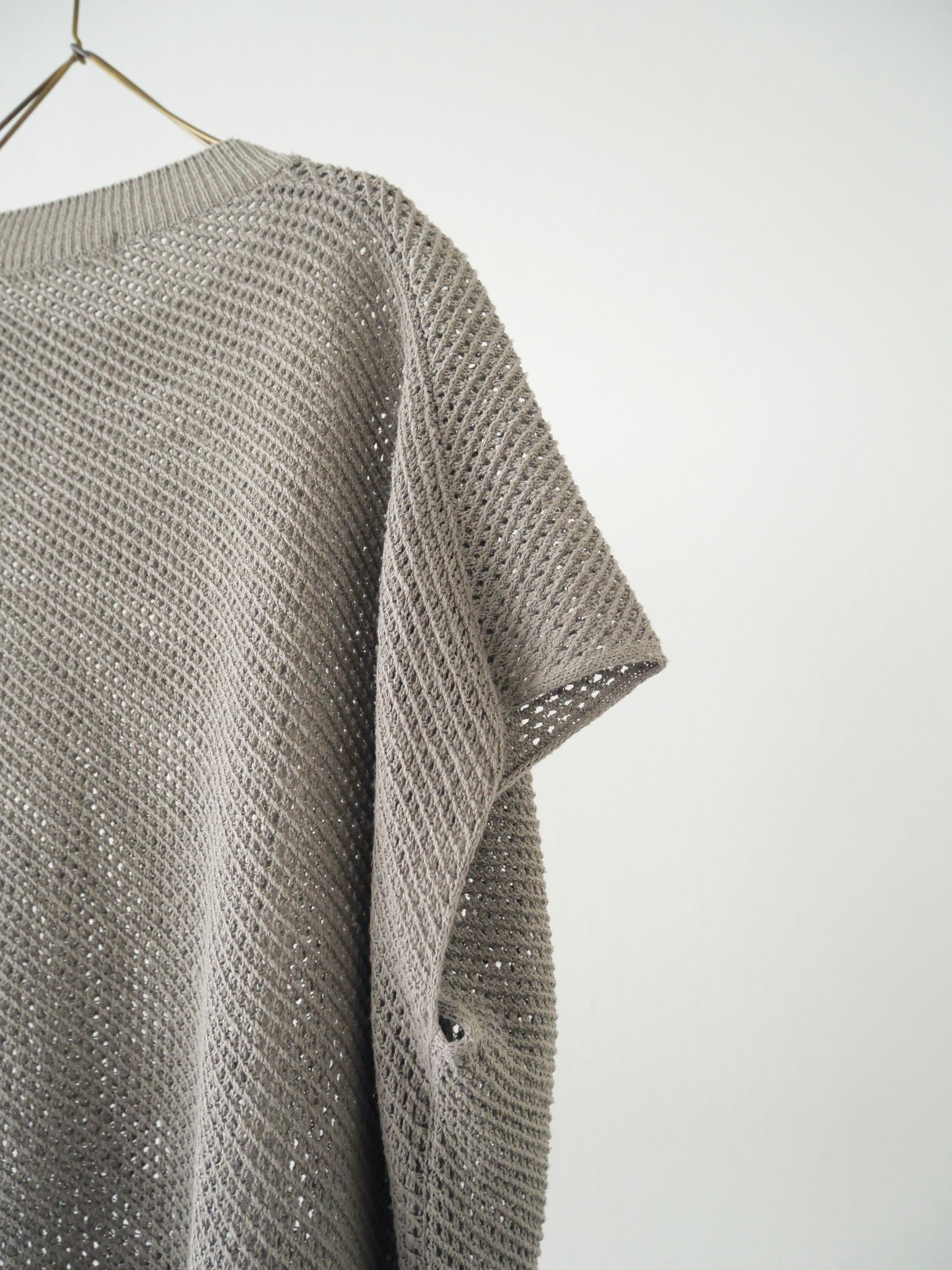 evam eva / dry silk vest | t a - n a