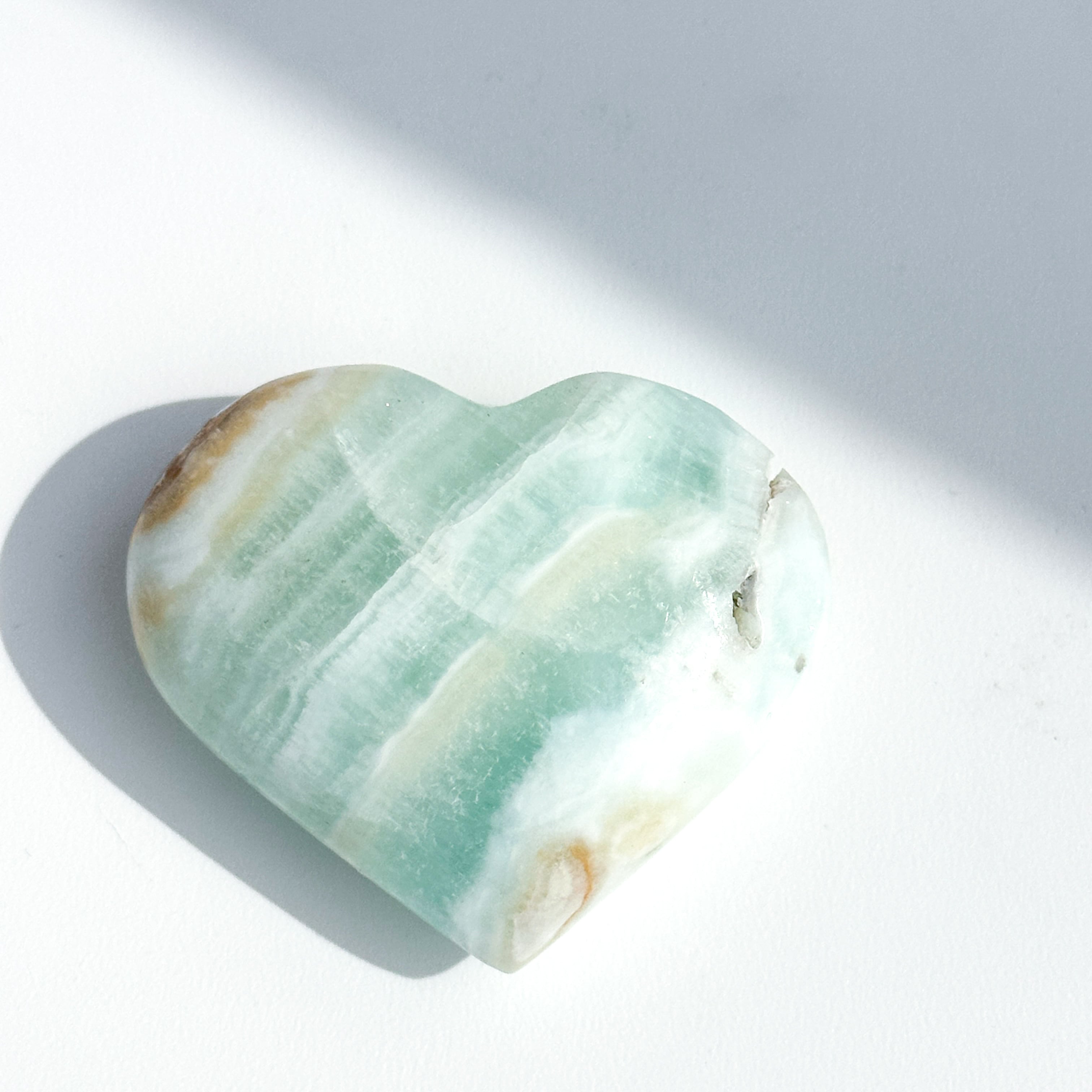 カリビアンブルーカルサイト ハート 41◇ Caribbian Blue Calcite