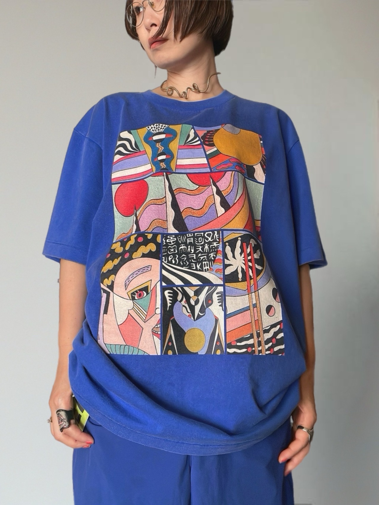 COMIC T-shirt