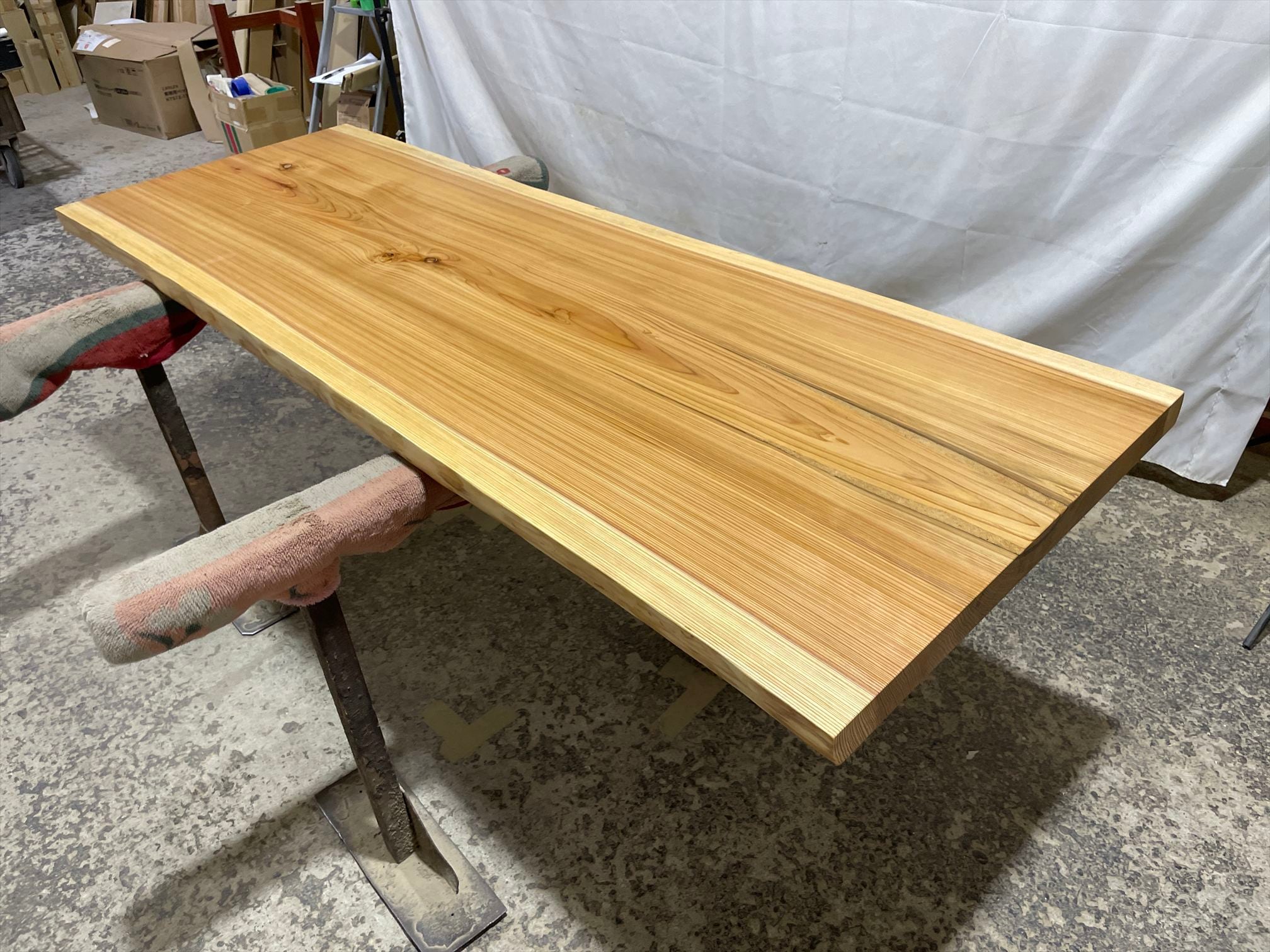 杉9131 一枚板無垢 1940x670-710x50mm 乾燥材 センターテーブル