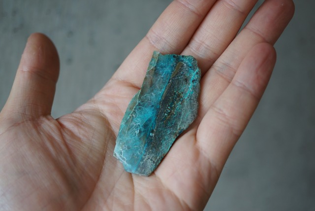 オーストラリア産クリソコラ/マラカイト/キュプライト/クォーツ Chrysocolla/Malachite/Cuprite/Quartz 1542