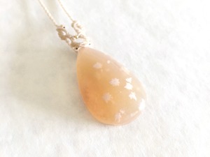 チェリーブロッサムアゲート macramé necklace