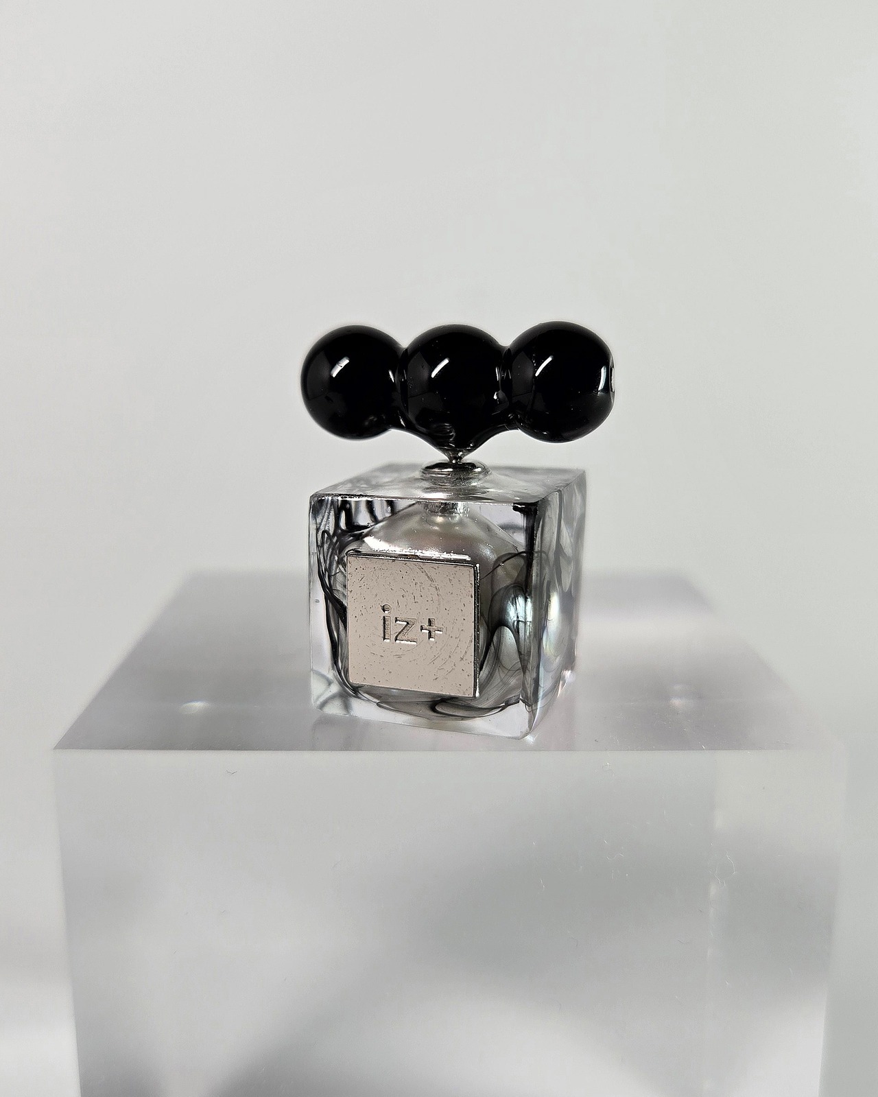 LinK CUBE. [blackmarble × pearl] - 1