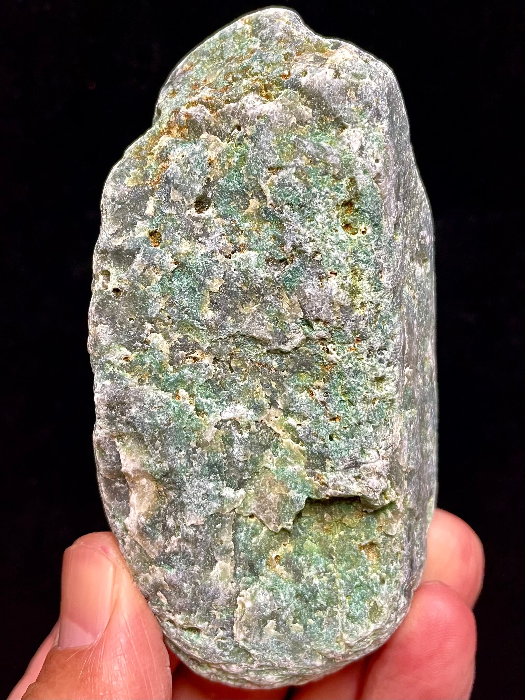 1) 日本人の「心」に寄り添う御守り!深遠なる錬金術「糸魚川リストベナイト」きつね石・大型