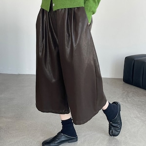 leather mid-length pants J00014