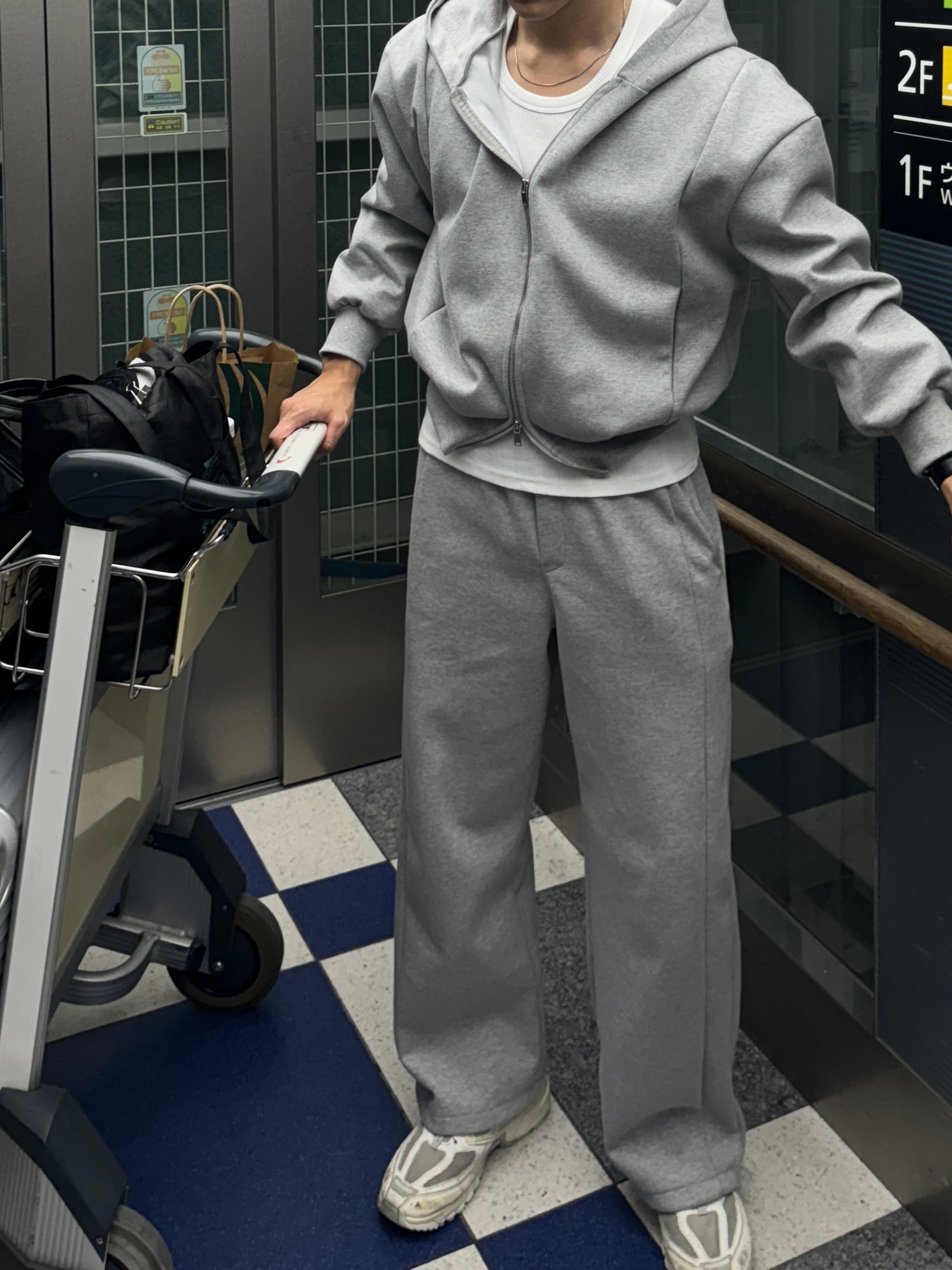 SET】Cropped Sweat Hoodie & Cut-Out Drawstring Pants (2color) | 1AM