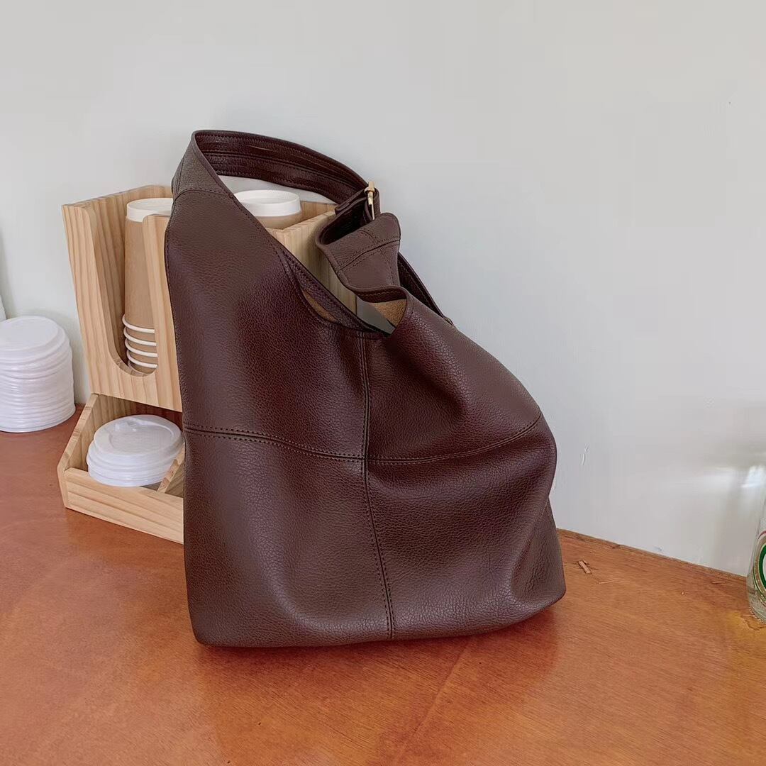 シンプルトートバッグ