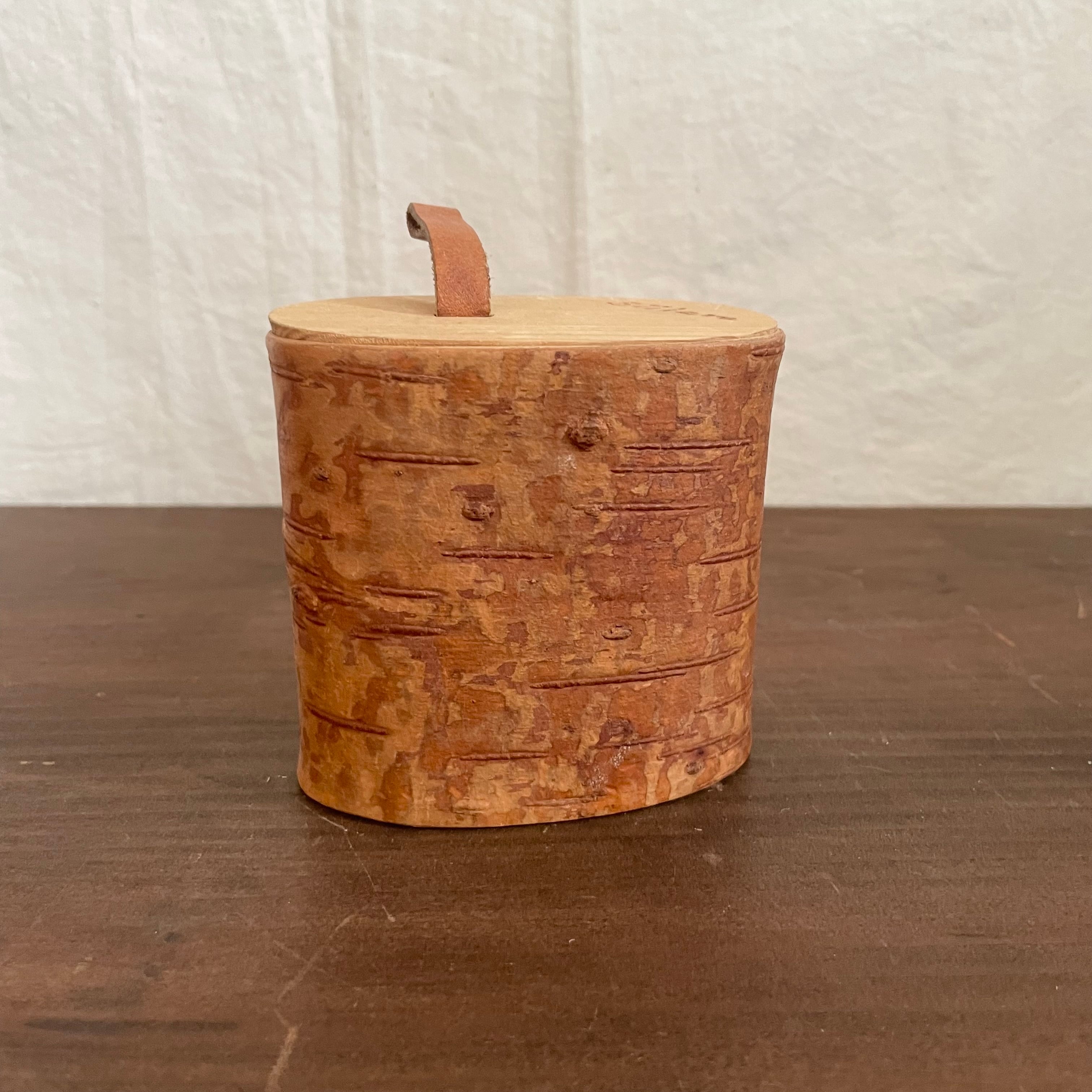 白樺の樹皮のいれもの27 | tsuitachi craft&brocante 白樺の樹皮のいれもの27 | tsuitachi craft&brocante