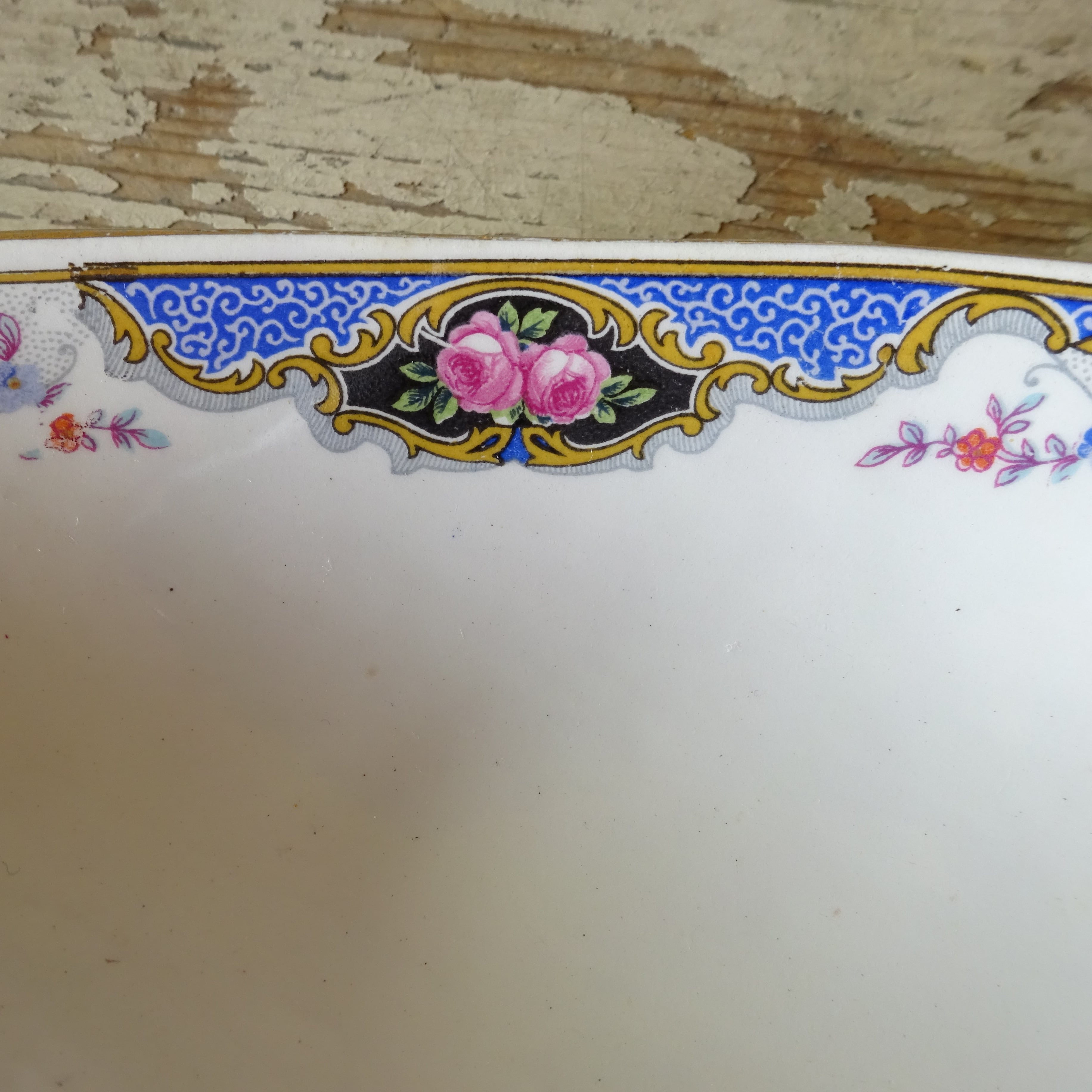 ☆SARREGUEMINES ET DIGOIN décor《Petites Roses》RAVIER (B)