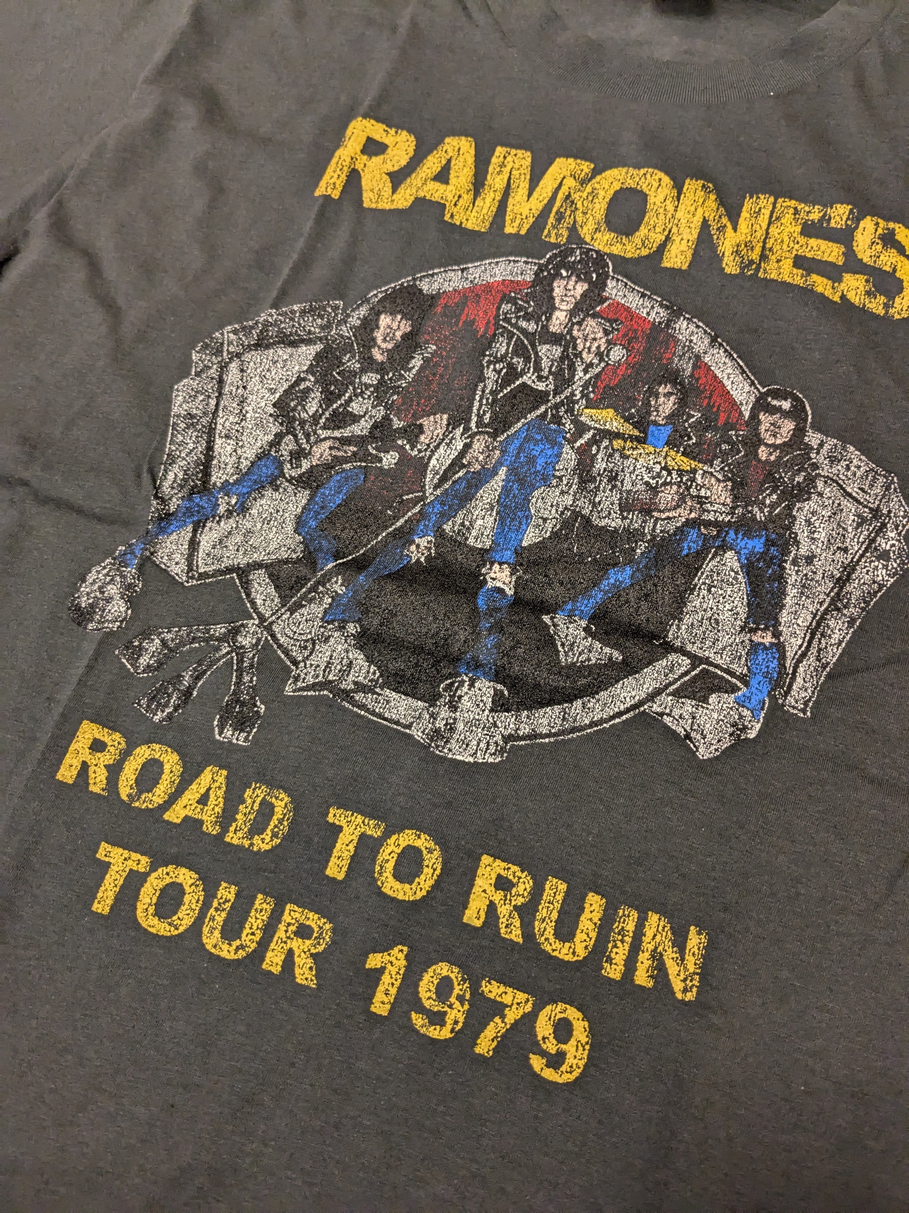 【Ramones(ラモーンズ)】 Tシャツ / ビンテージ加工 〚アメリカン雑貨 アメトイ〛