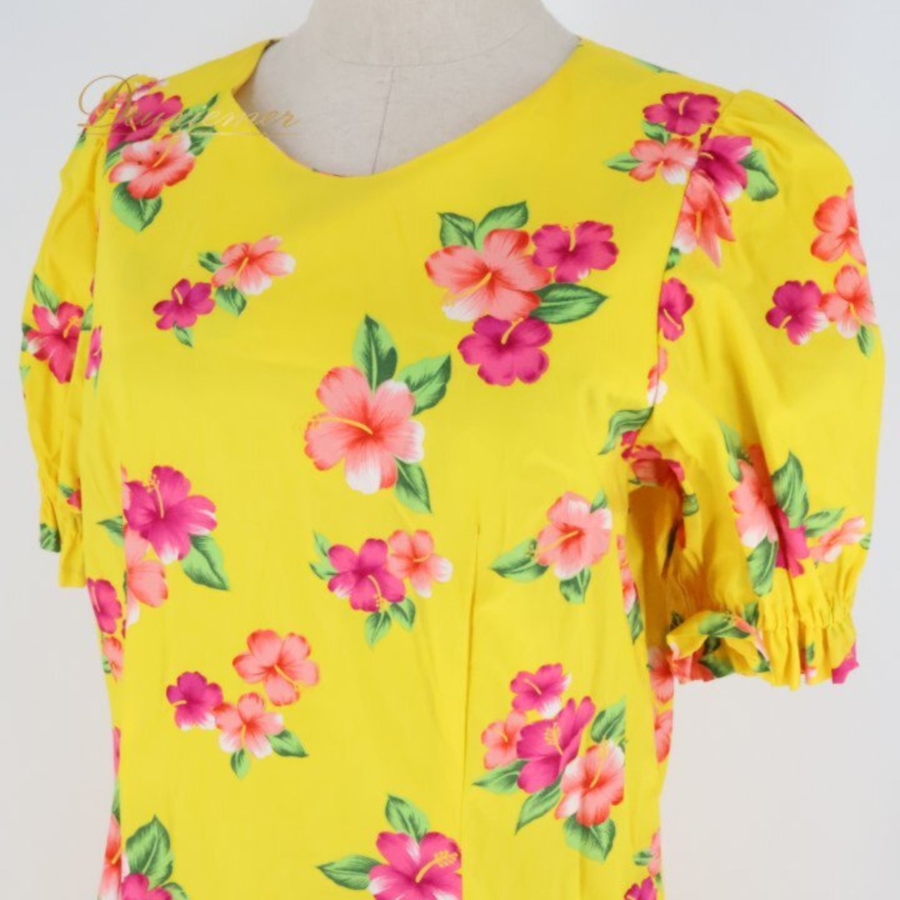 フラダンス 衣装 ワンピース ドレス イエロー系 ピンク系 ハイビスカス柄 パフスリーブ かわいい 華やか 鮮やか 明るい 元気 黄 ダンス衣装 ハワイアンダンス レディース ハワイアン アロハ ハワイアンプリント フラ ダンス レッスン 練習 フラワンピース