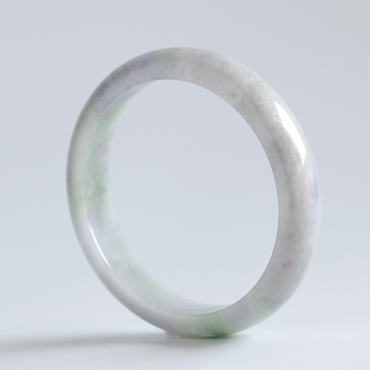 【内径 約62mm】やわらかいラベンダー色！翡翠バングル ラベンダー、グリーン、ホワイトの３カラー A貨翡翠 jd_bg1057