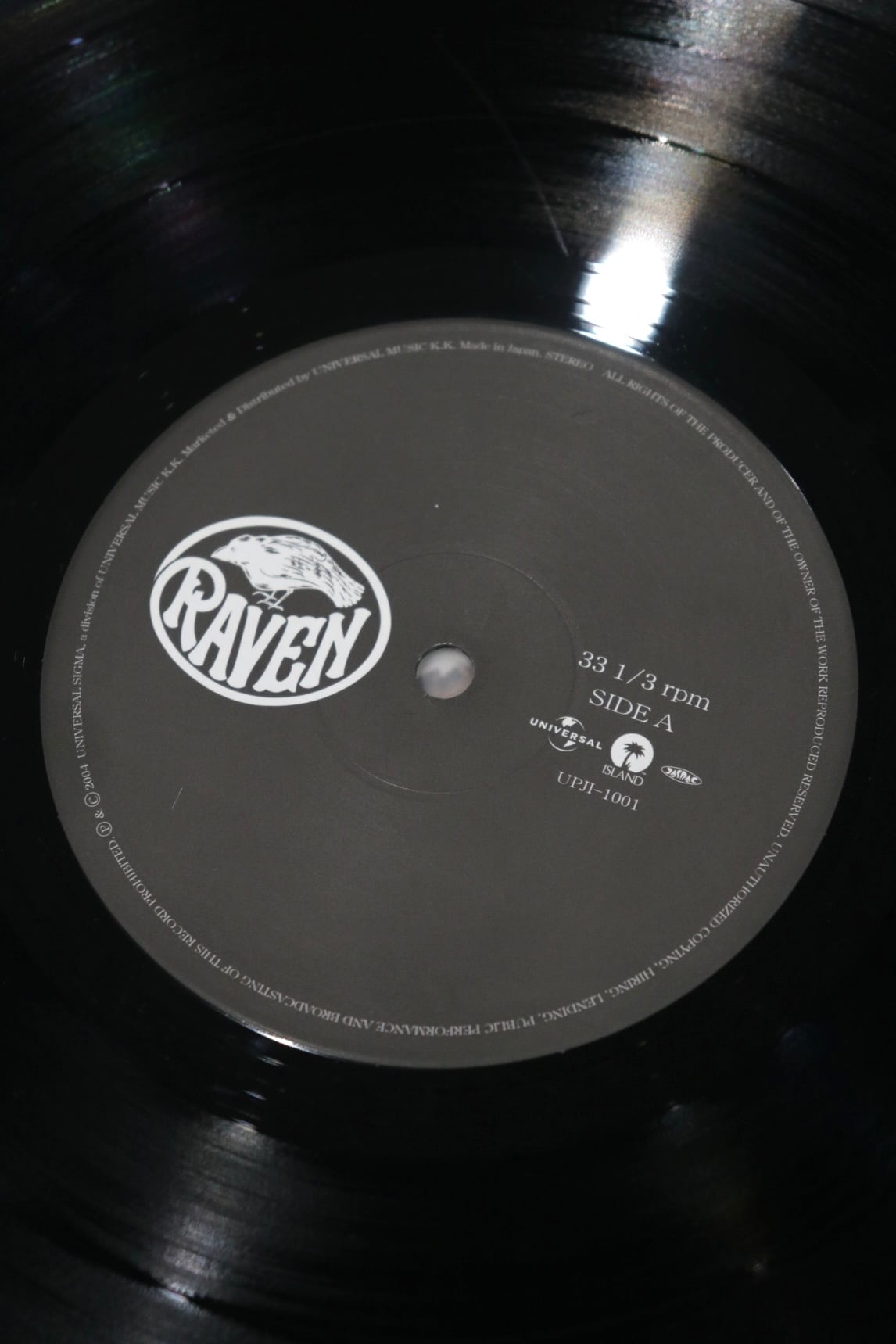 LP] RAVEN - 限り無く赤に近い黒 | Cary