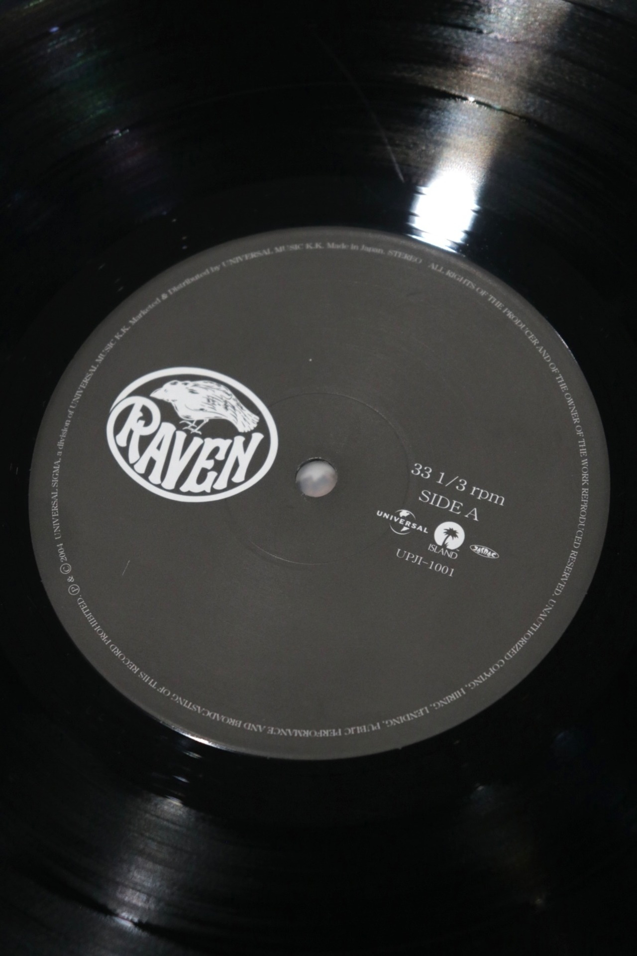 [LP] RAVEN - 限り無く赤に近い黒