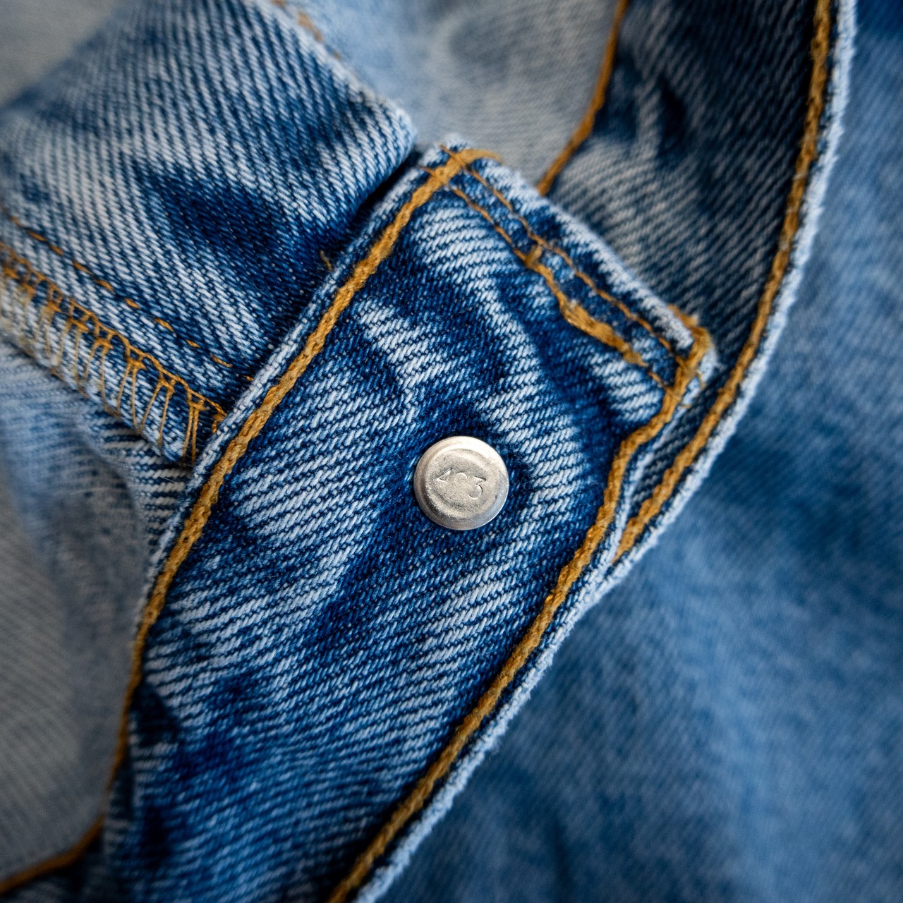 2000s Levi’s 505 denim big size