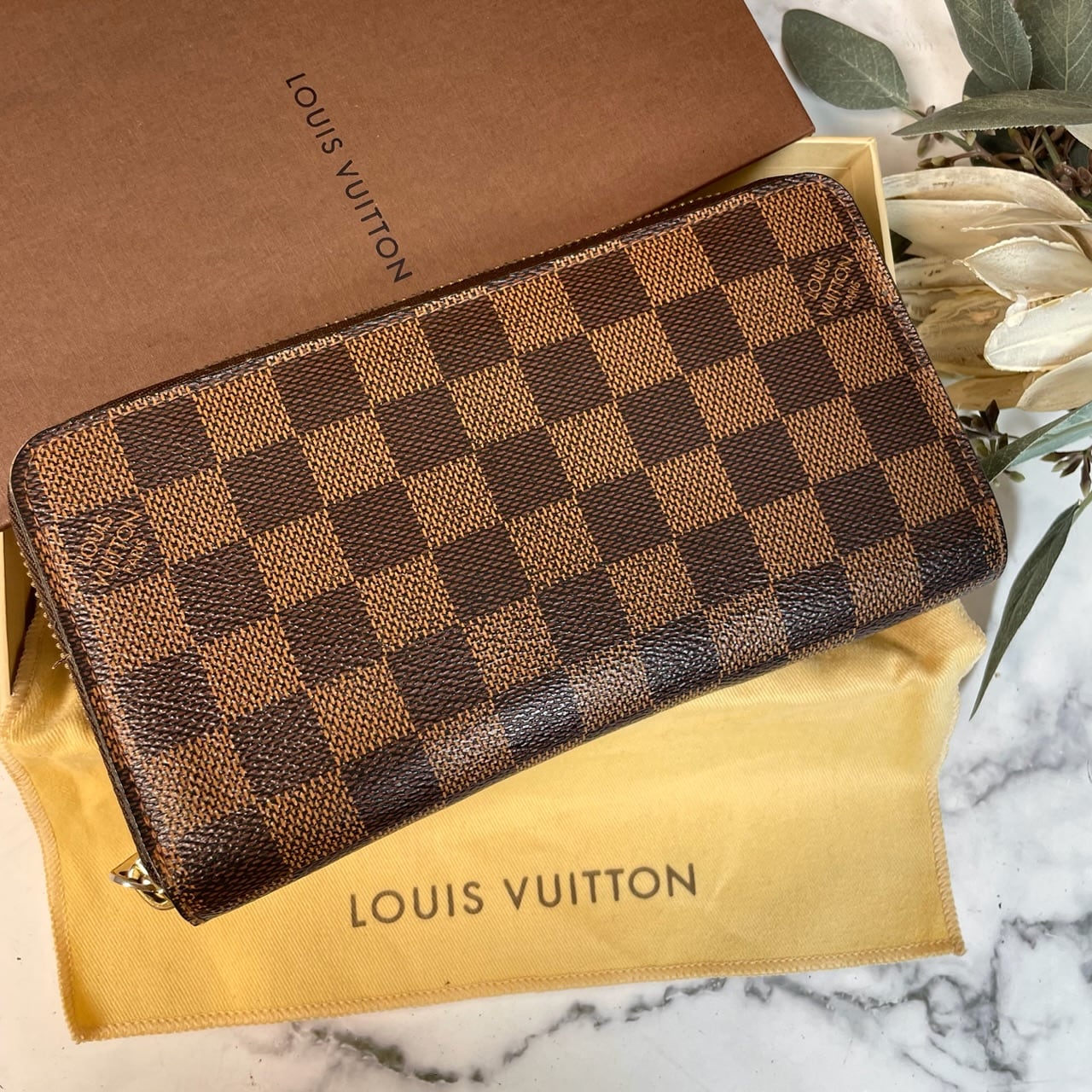 ルイヴィトン LOUIS VUITTON 長財布
 ダミエ ジッピーウォレット N60015 ブラウン