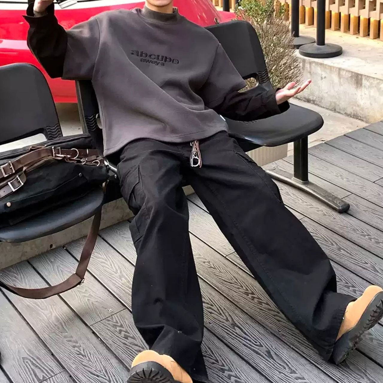 フェイクツーピースラウンドネックロゴスウェット　1173