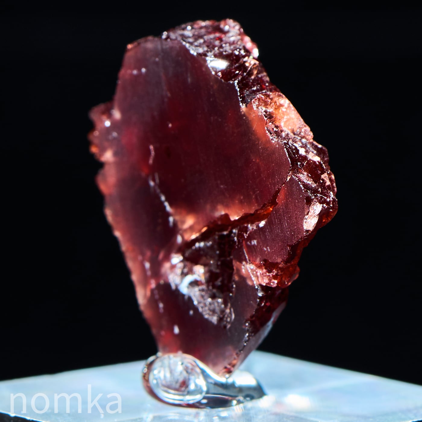 骸晶 アルマンディンインスペサルティンガーネット 原石台付(ブラジル