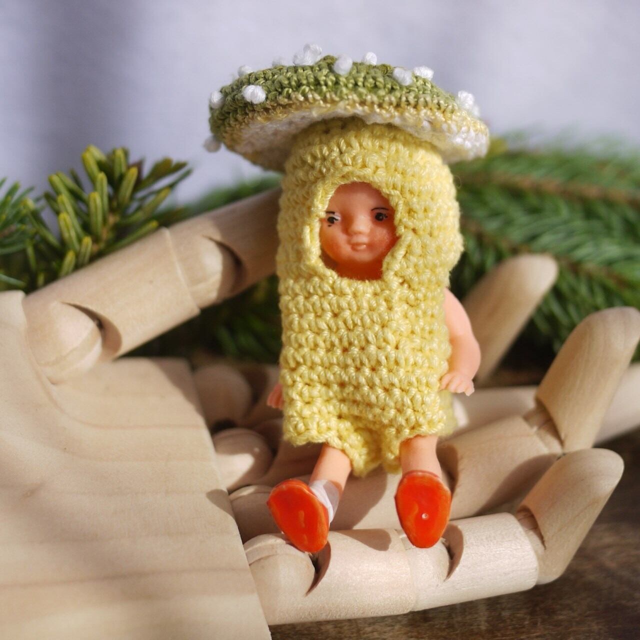 着ぐるみドール 緑きのこ タマゴテングタケ