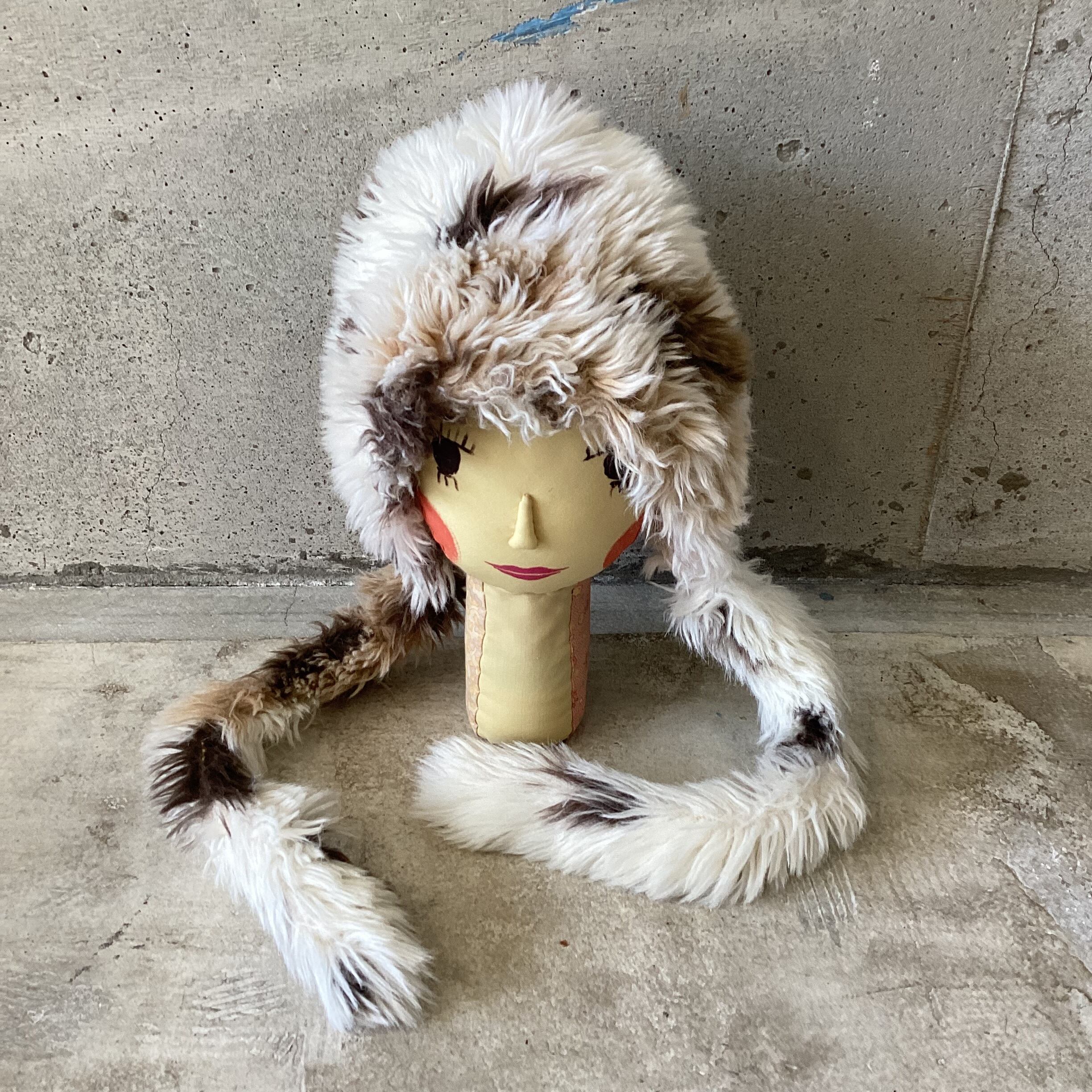 Eco-fur hat with earmuffs