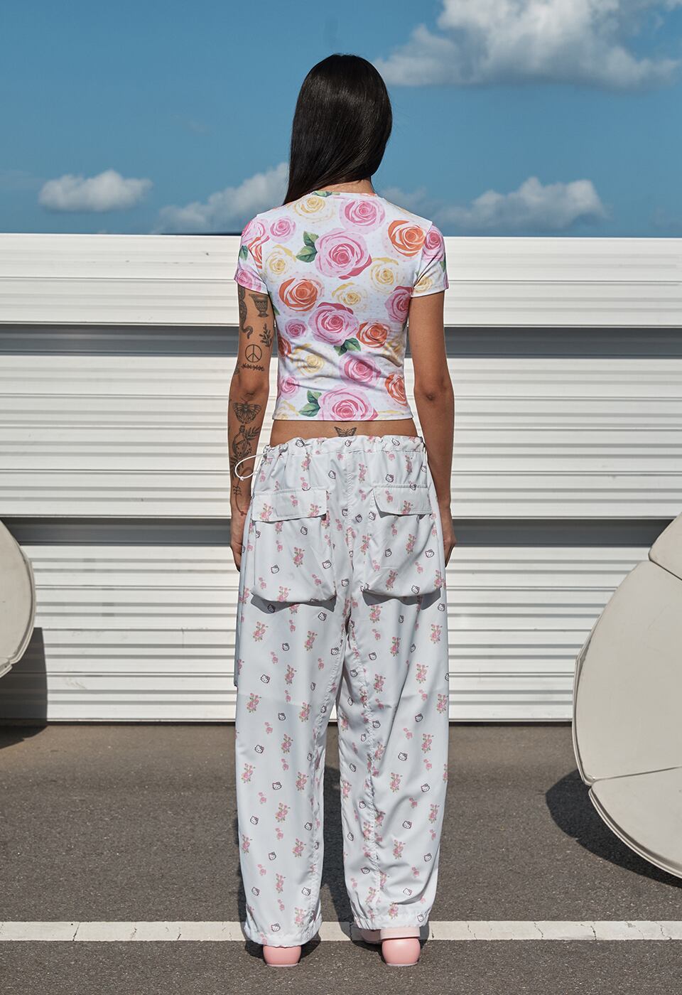 OPEN YY] HELLO KITTY X YY PARACHUTE PANTS, WHITE 正規品 韓国