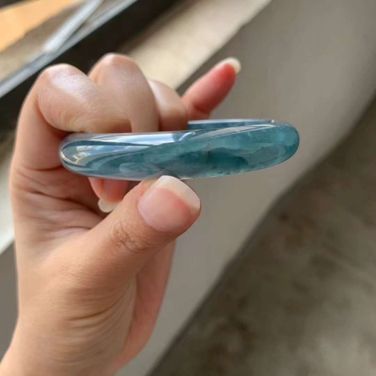 本翡翠バングル太め高級品氷種可愛いみずみずしい無含浸無着色