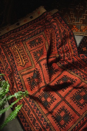 159 -Vintage maldari rug