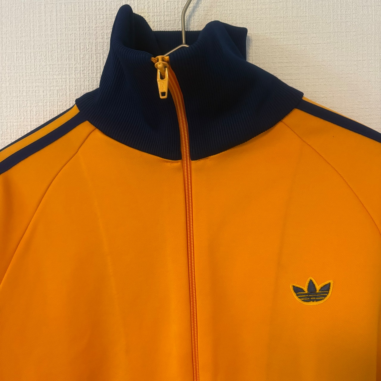 adidas トラックジャケット ジャージ デサント