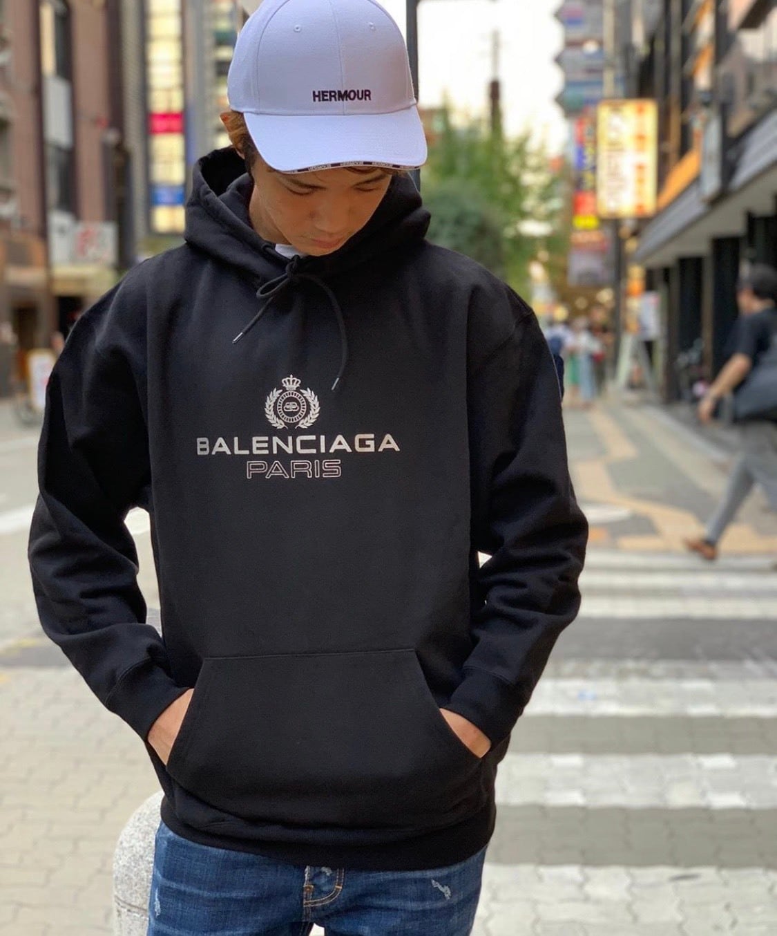 価格セール ☆最終値下げ☆美品☆ BALENCIAGA バレンシアガ フーディー