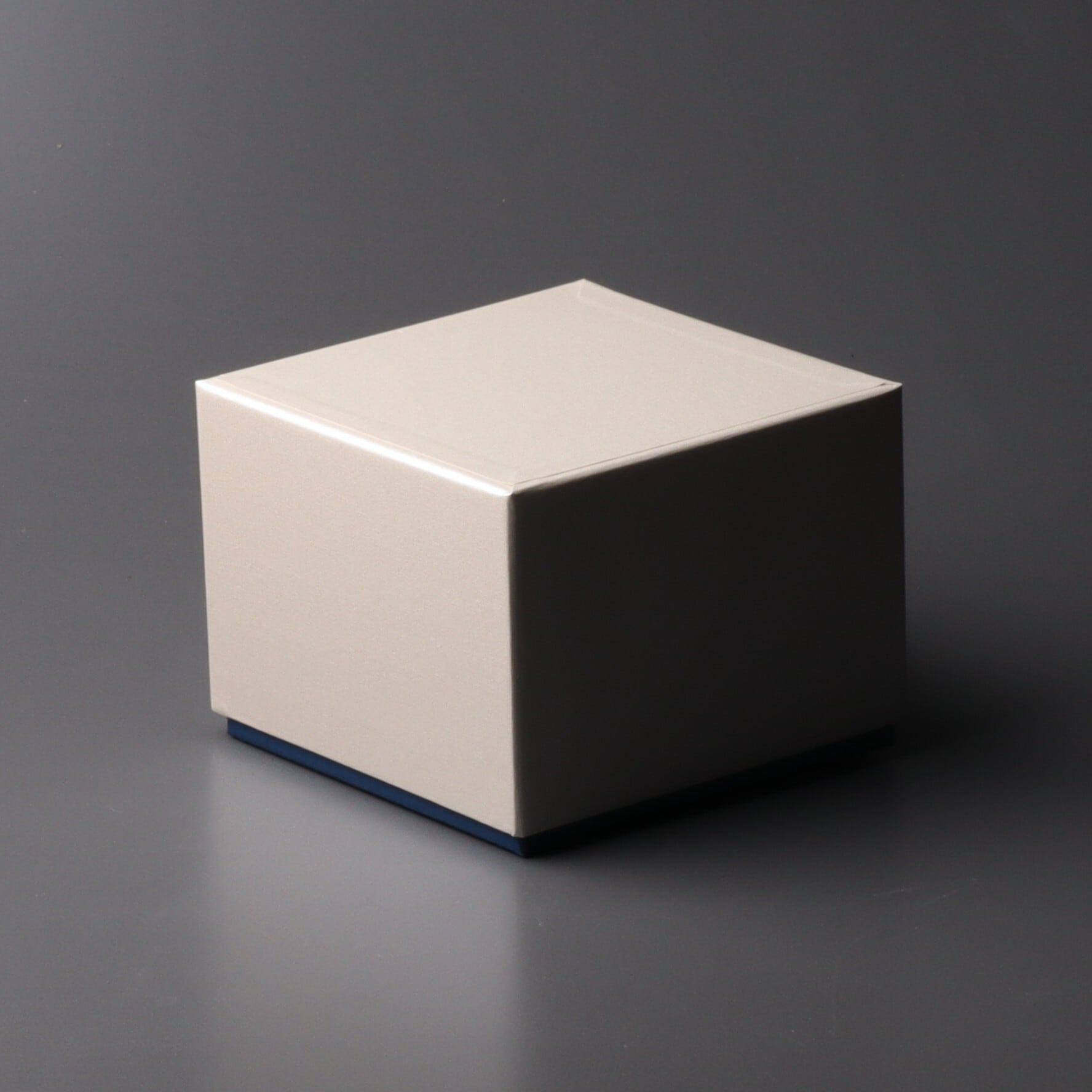 0028 白磁鎬文飯碗 小 | 有田焼 白磁・青磁 佳秀窯 西山 正 公式