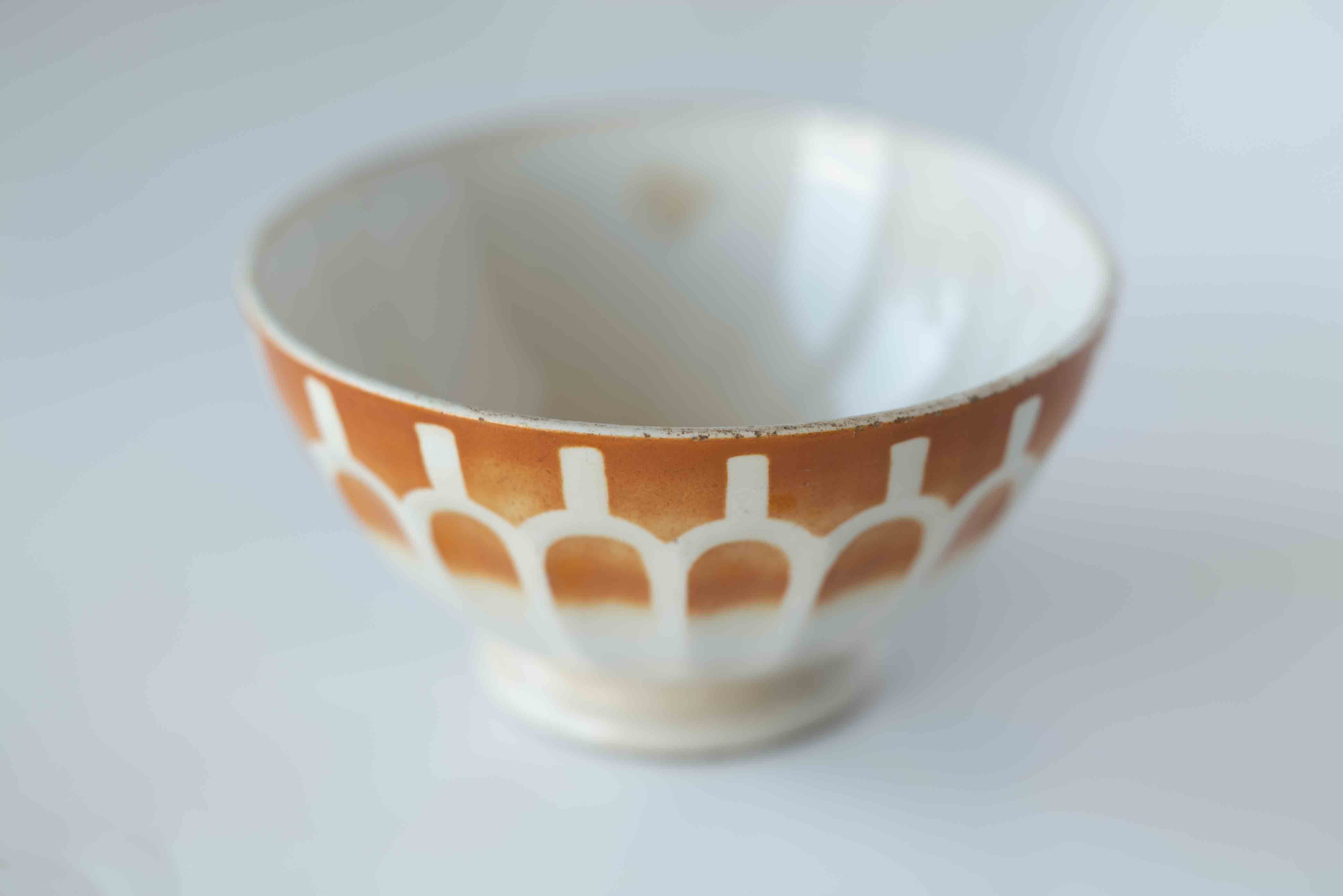 Luneville(リュネヴィル)製 うろこ柄 オレンジブラウンカラーのカフェオレボウル