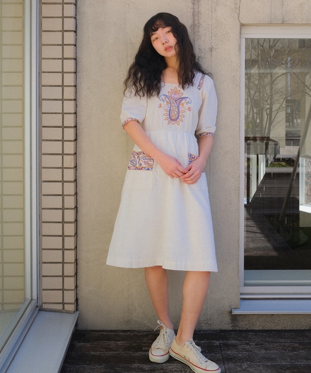 【送料無料】70's-80's embroidery summer dress MADE IN ITALY