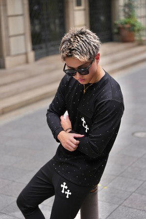 RHINE STONE CROSS SHIRT WHITE【OW25BD008】