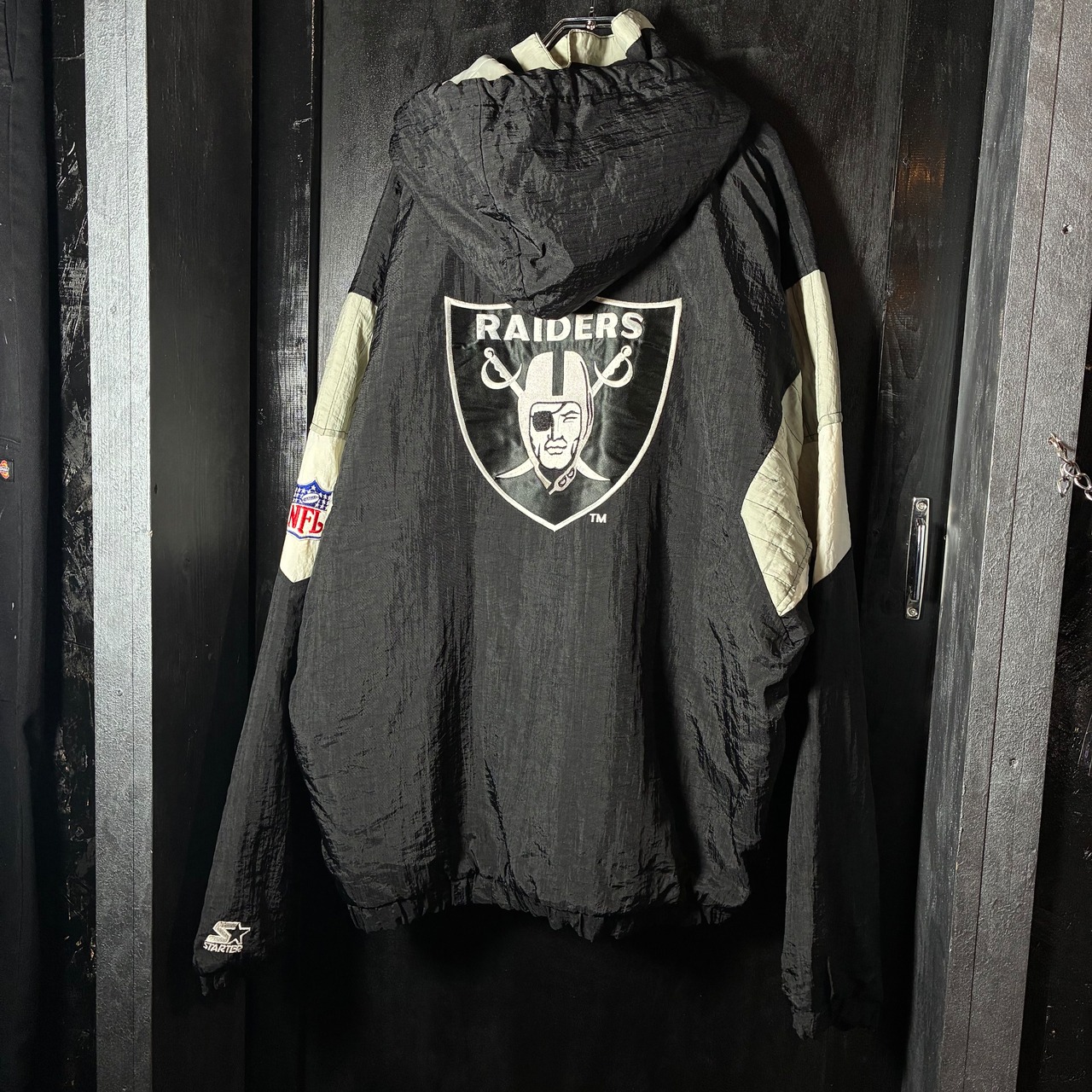 90s STARTER NFL RAIDERS ナイロンアノラックフーディー　黒　レイダース　スターター　ビッグサイズ