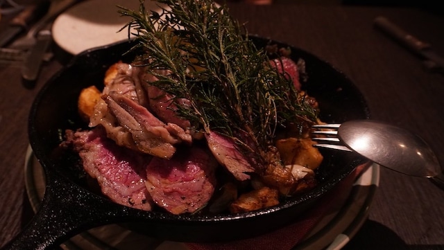 肉料理に合うワイン。