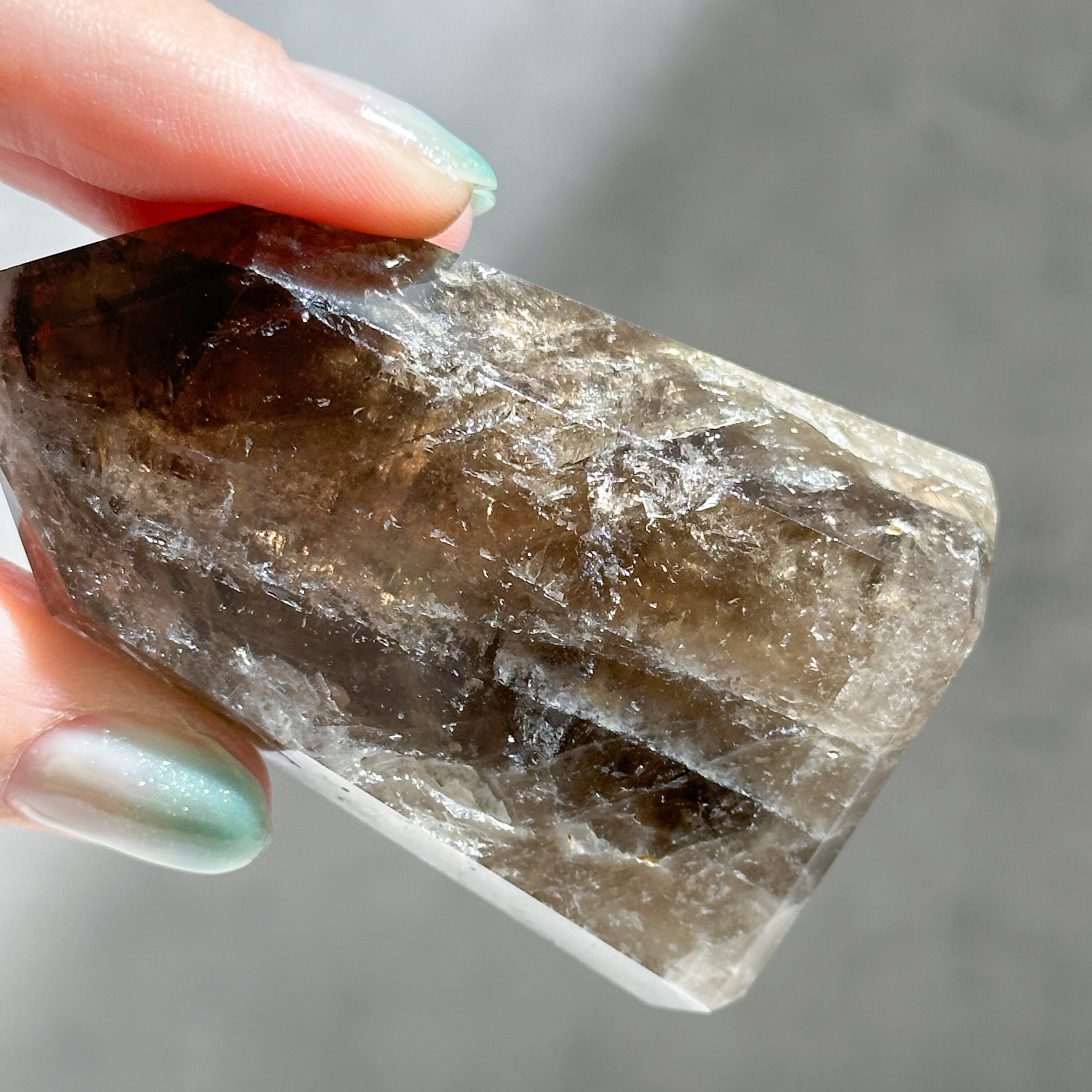 虹◎ミナスジェライス産エレスチャルクォーツ タワー32◇ Elestial